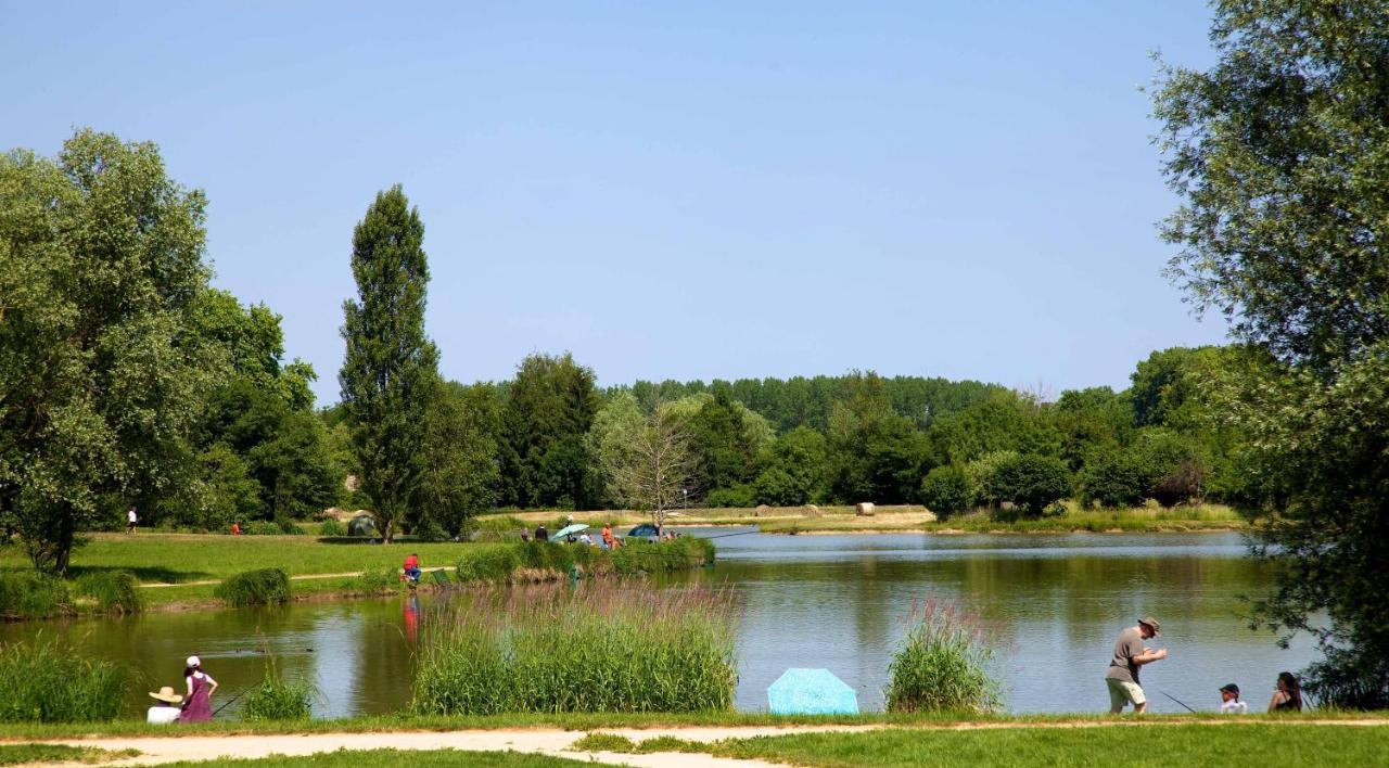 Onlycamp Camping le Champ d'été Reyssouze Esterno foto