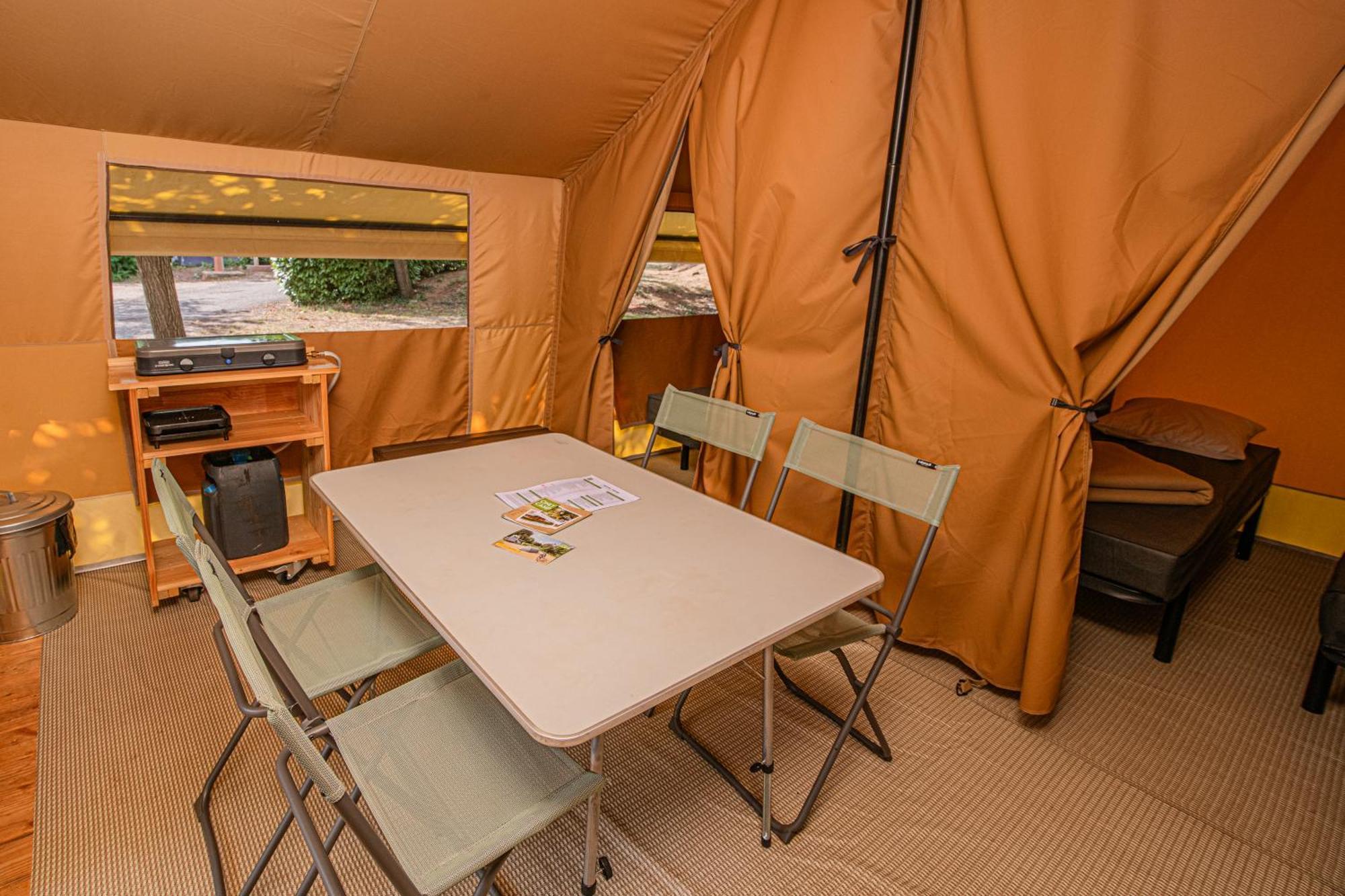 Onlycamp Camping le Champ d'été Reyssouze Esterno foto